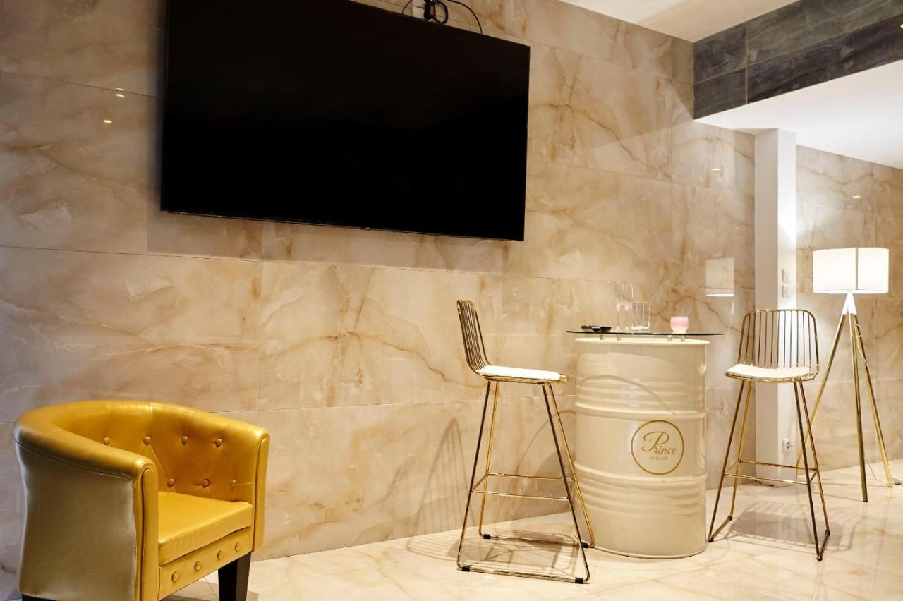 Golden Junior - Jacuzzi Apartment Rouen Luaran gambar