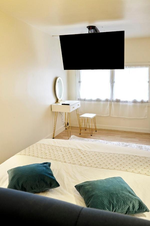 Golden Junior - Jacuzzi Apartment Rouen Luaran gambar